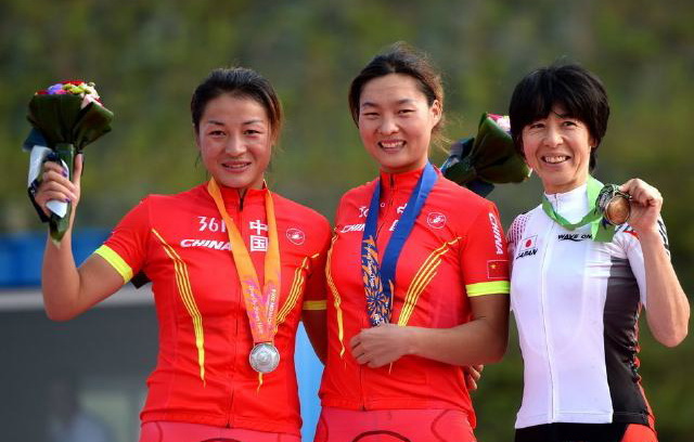 史庆兰、杨玲夺得仁川亚运会山地车金银牌